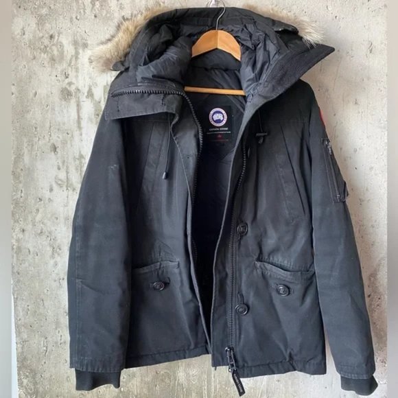 Authentic Canada Goose (Montebello) - Picture 4 of 8